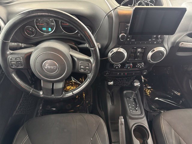 Used 2016 Silver Jeep Unlimited Sahara image 28