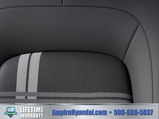 New 2026 Shimmering Silver Hyundai SEL image 34