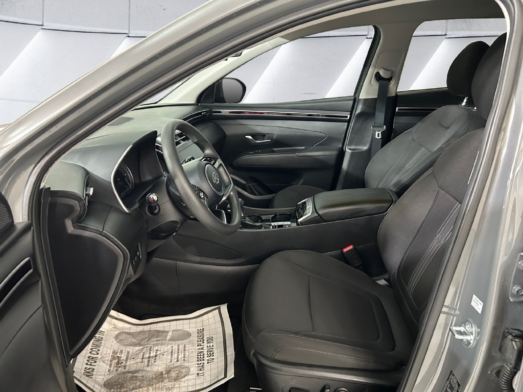 Used 2024 Gray Hyundai SEL image 7