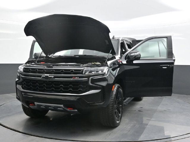 Used 2022 Black Chevrolet Z71 image 30