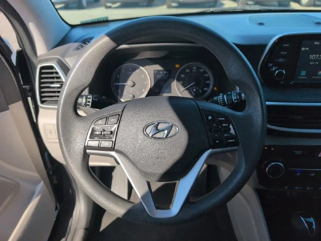 Used 2020 Gray Hyundai Value image 13