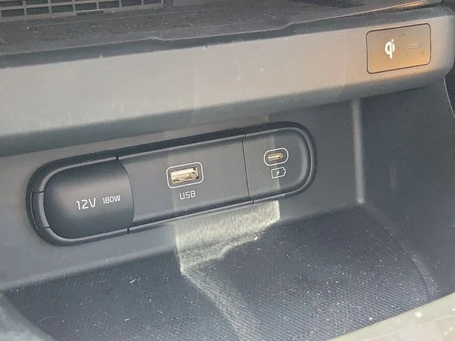 Certified Used 2024 Gray Kia SX image 28