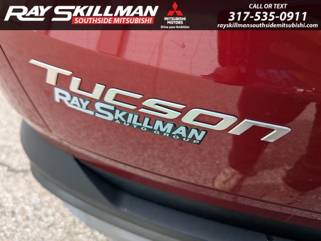 Used 2025 Red Hyundai SEL image 7