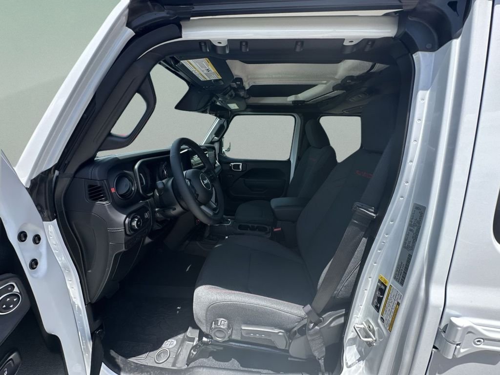 New 2026 Bright White Clearcoat Jeep Rubicon image 18