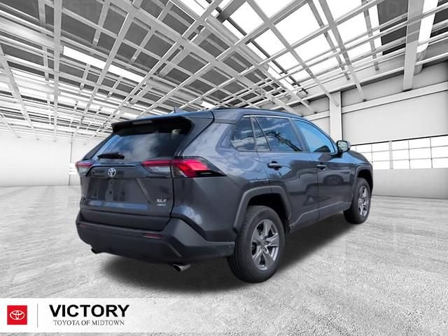 Certified Used 2024  Toyota XLE image 3