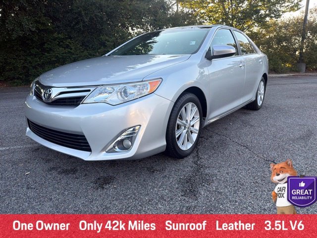 Used 2013 Silver Toyota XLE image 4