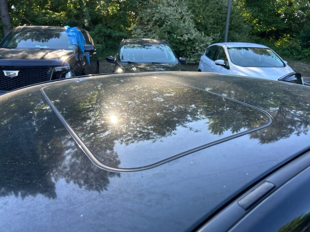 Used 2018 Black Subaru 2.0i Limited image 15