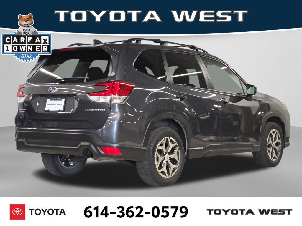 Used 2022 Gray Subaru Premium image 7