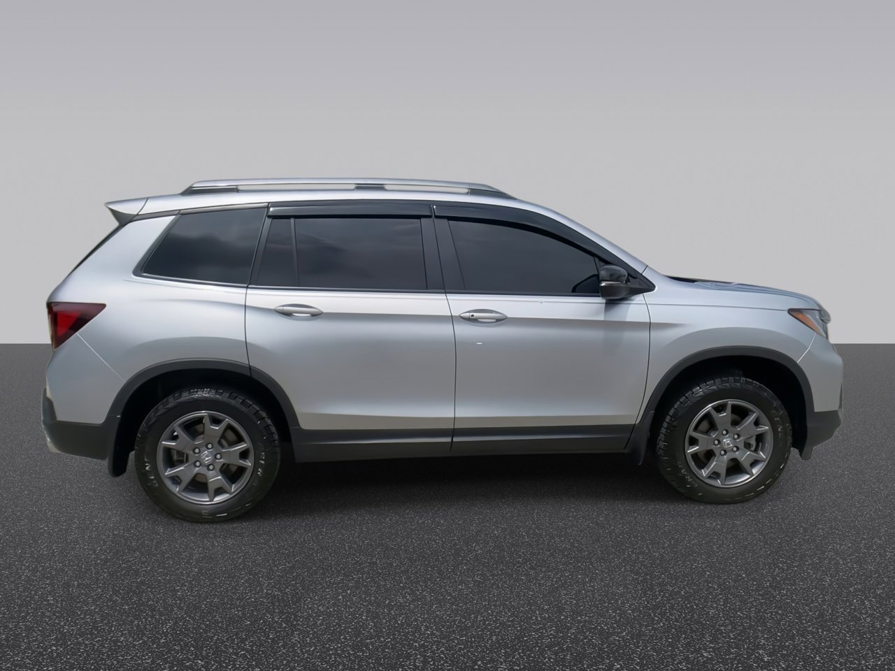 Used 2024 Silver Honda TrailSport image 9