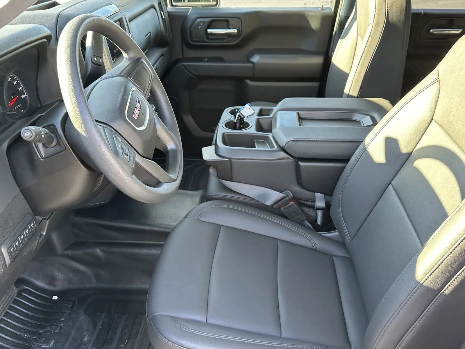 2025 GMC Sierra 3500HD Pro - Photo 18