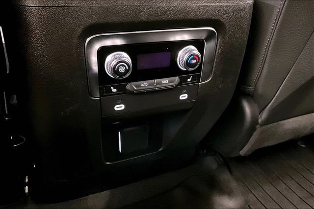 Used 2024 Onyx Black GMC Denali image 34