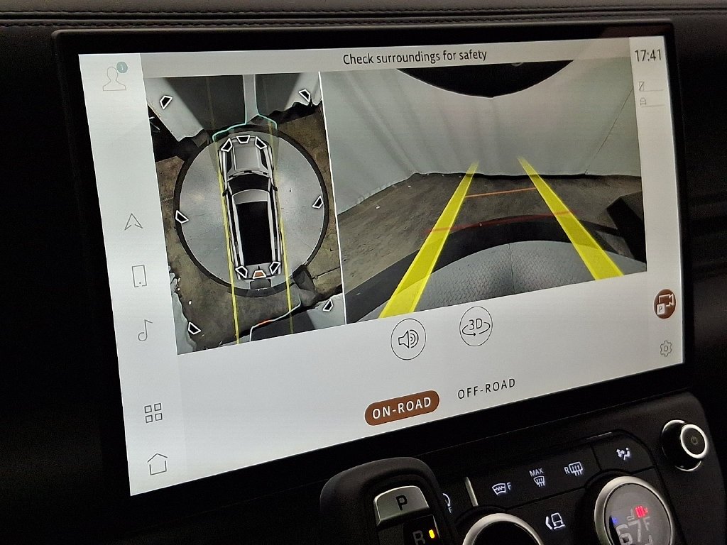 New 2026 Borasco Grey Land Rover X-Dynamic SE image 16