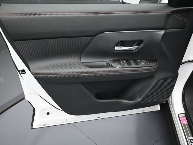 2025 Nissan Kicks SR AWD - Photo 9