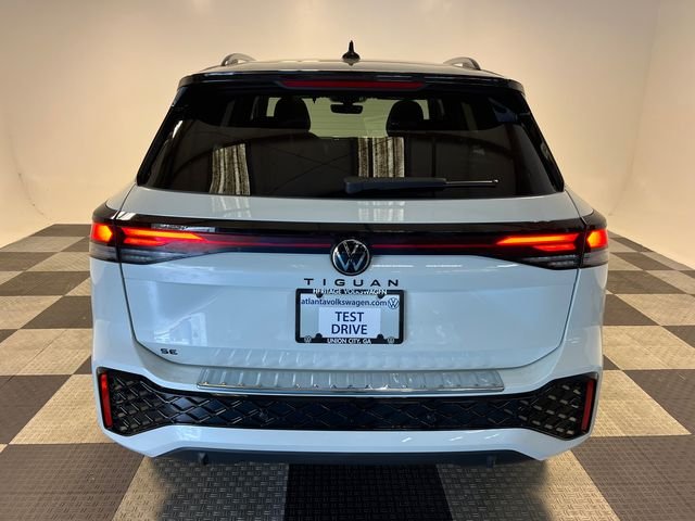 New 2026 White Volkswagen 2.0T SE R-Line Black image 4