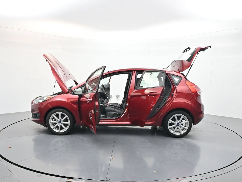 Used 2015 Red Ford SE image 26