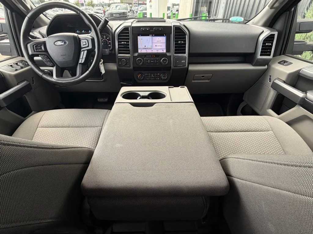 Used 2019 Blue Ford XLT image 8