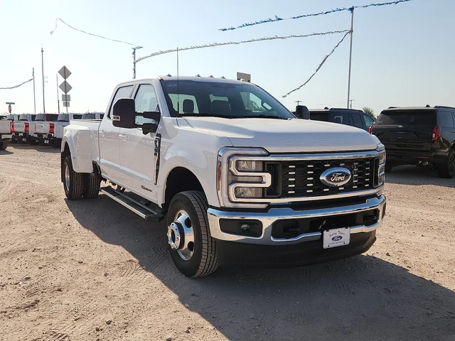 2026 Ford F-350 Lariat