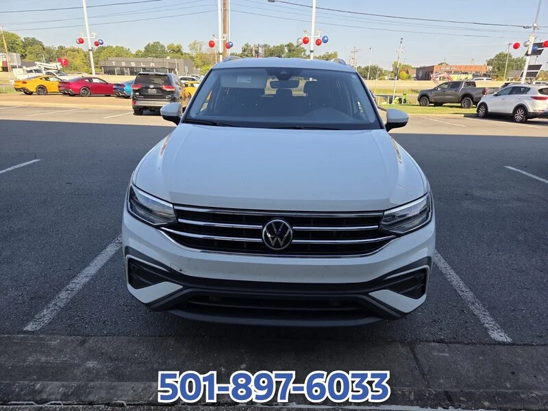 Used 2024 Pure White Volkswagen 2.0T SE image 2