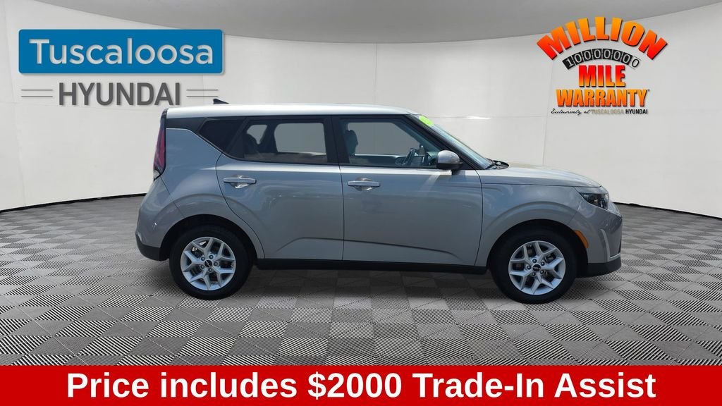 Used 2023 Gray Kia LX image 9