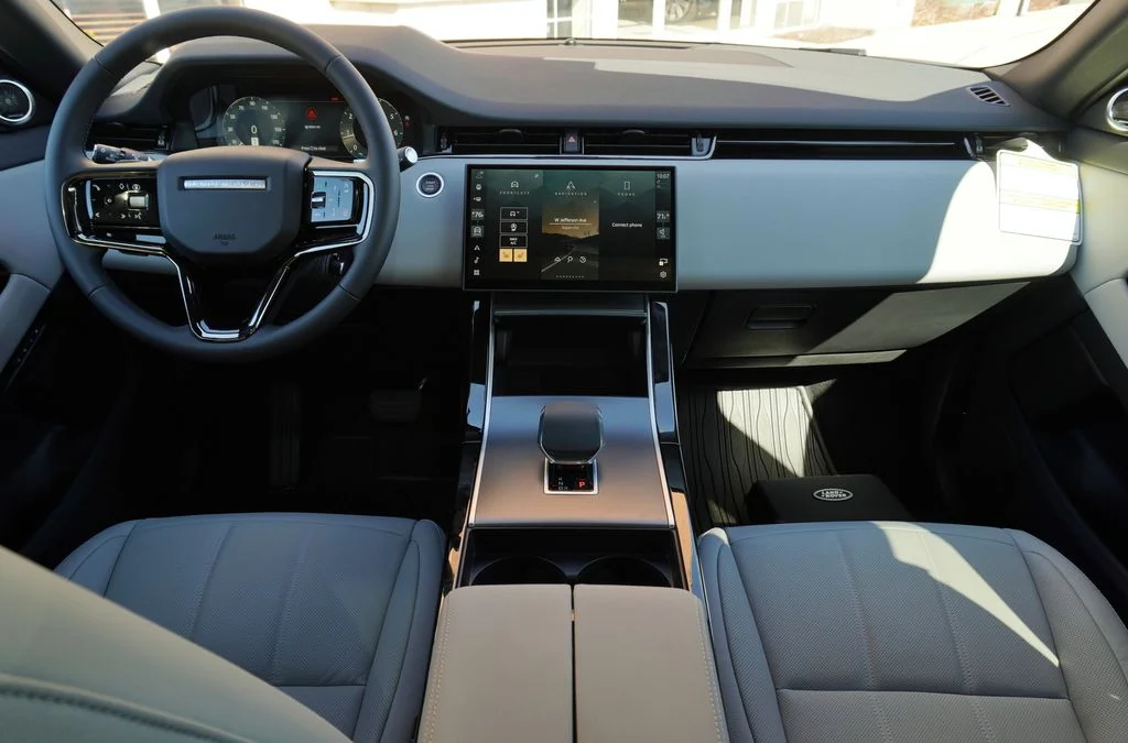 Used 2026 Blue Land Rover S image 9