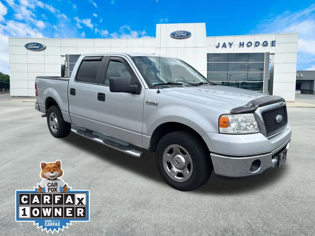 2008 Ford F-150 XLT SuperCrew 139-in's photo