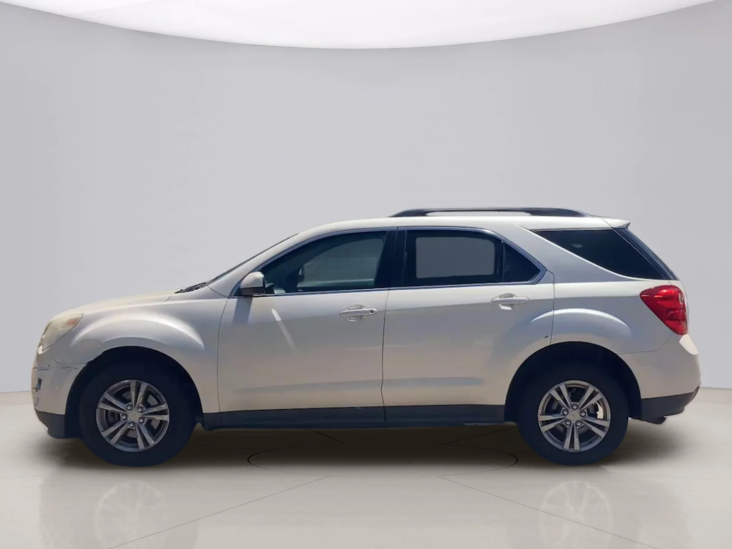 Used 2014 White Chevrolet 2LT AWD image 8