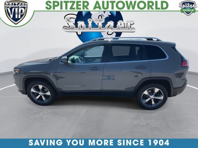 Used 2019  Jeep Limited image 5