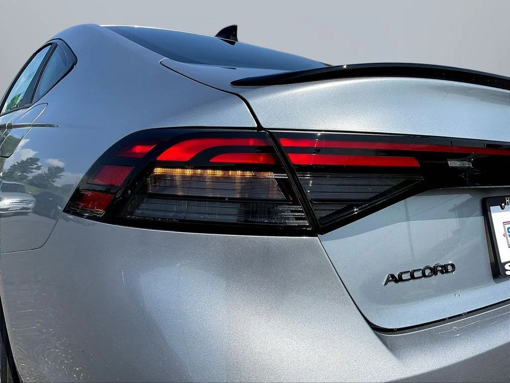 New 2026 Solar Silver Metallic Honda Sport Hybrid image 22