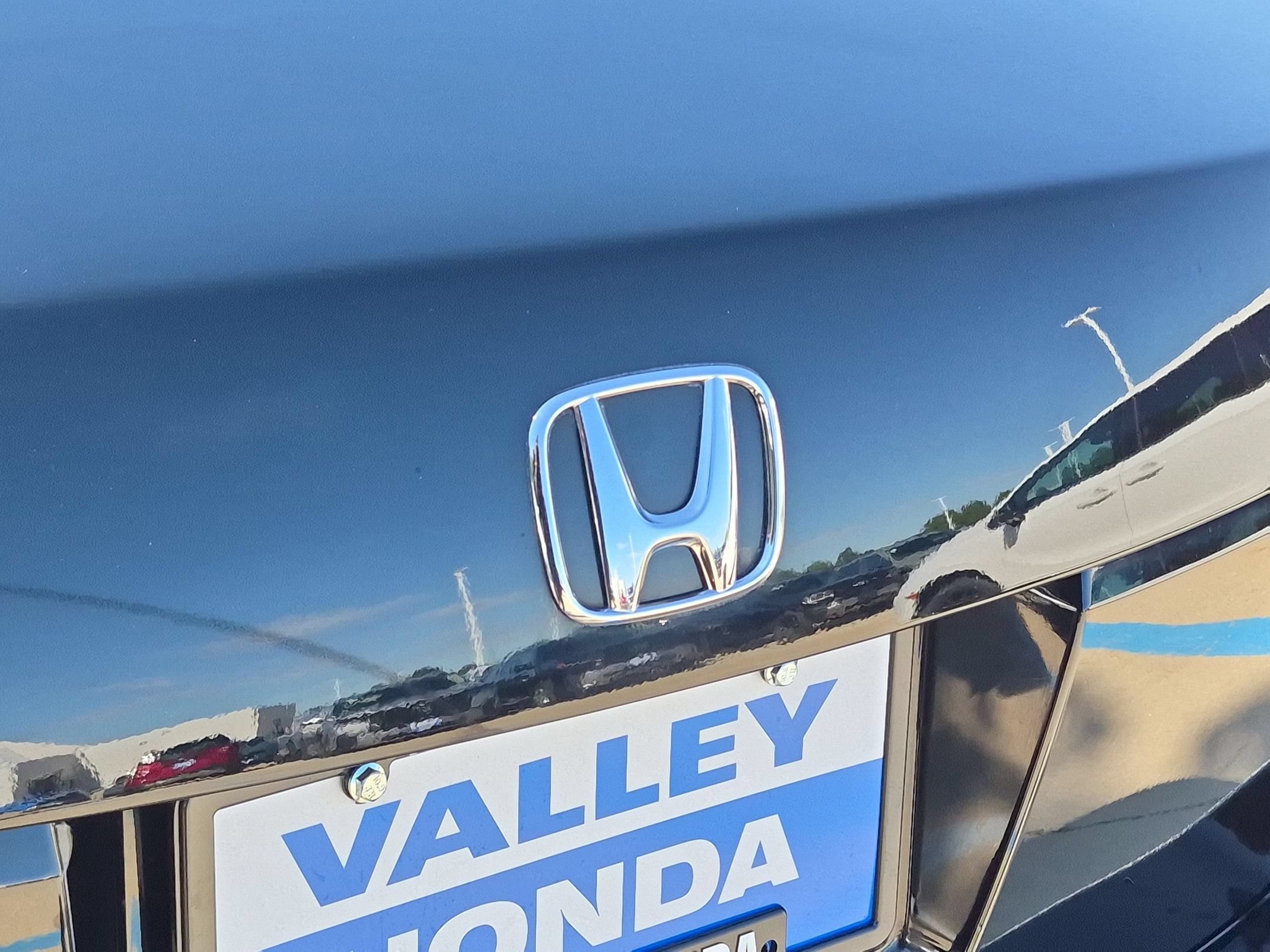 Used 2010 Crystal Black Pearl Honda EX-L Sedan image 24