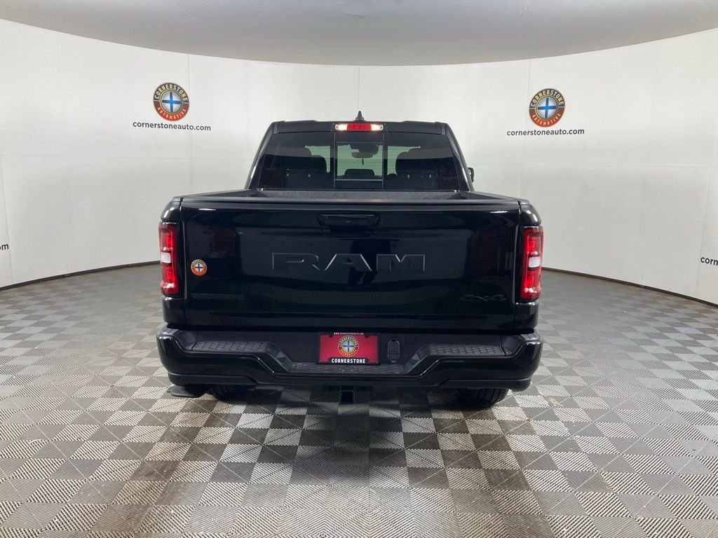 New 2026 Diamond Black Crystal Pearl-Coat Exterior Paint RAM Big Horn/Lone Star image 22