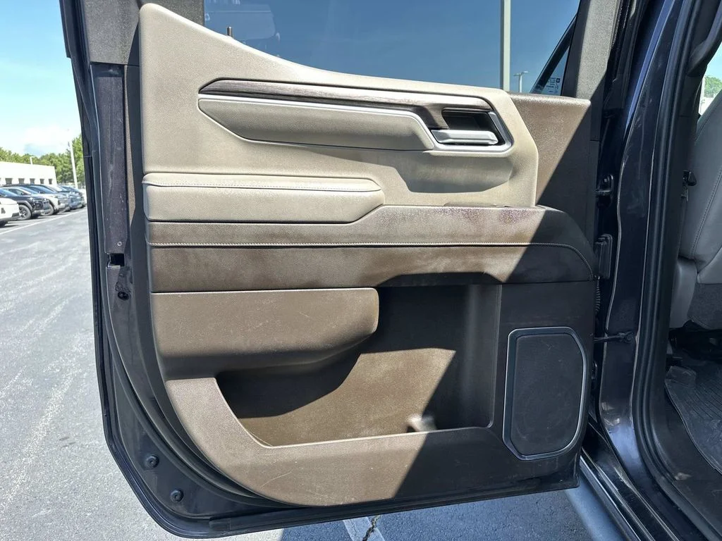 Used 2022 Gray Chevrolet LTZ image 18