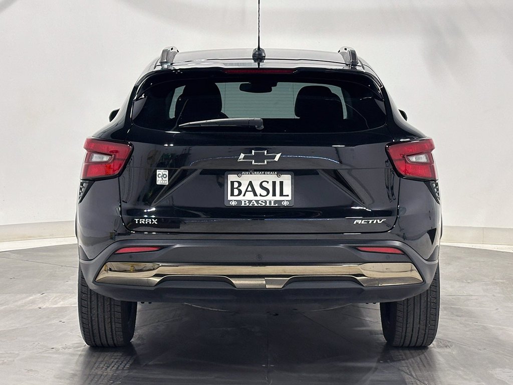 Used 2024 Black Chevrolet ACTIV image 13