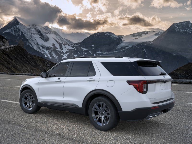 New 2026 Space White Metallic Ford Active image 4