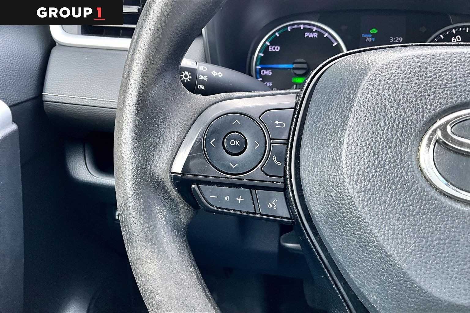 Used 2020 Super White Toyota Hybrid LE image 24