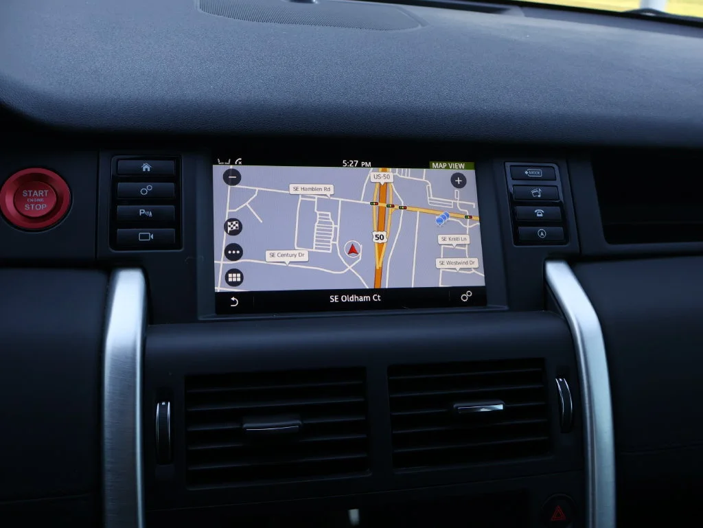Used 2019  Land Rover  image 22