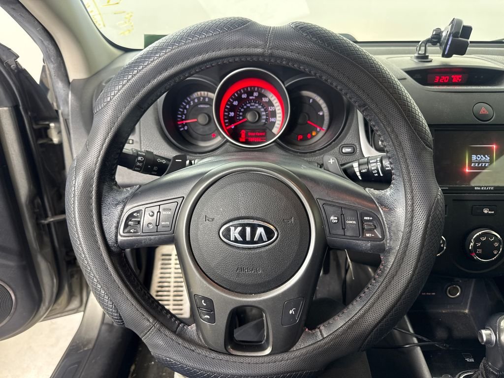 Used 2011 Silver Kia SX image 18
