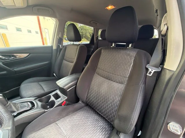 Used 2019 Gray Nissan SV image 23