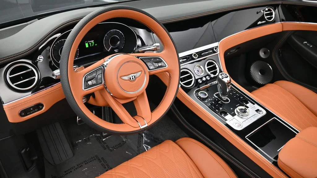 New 2026  Bentley Azure image 7