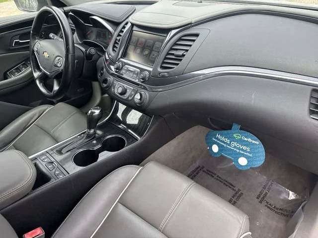 Certified Used 2019 SILVER ICE METALLIC Chevrolet Premier image 29