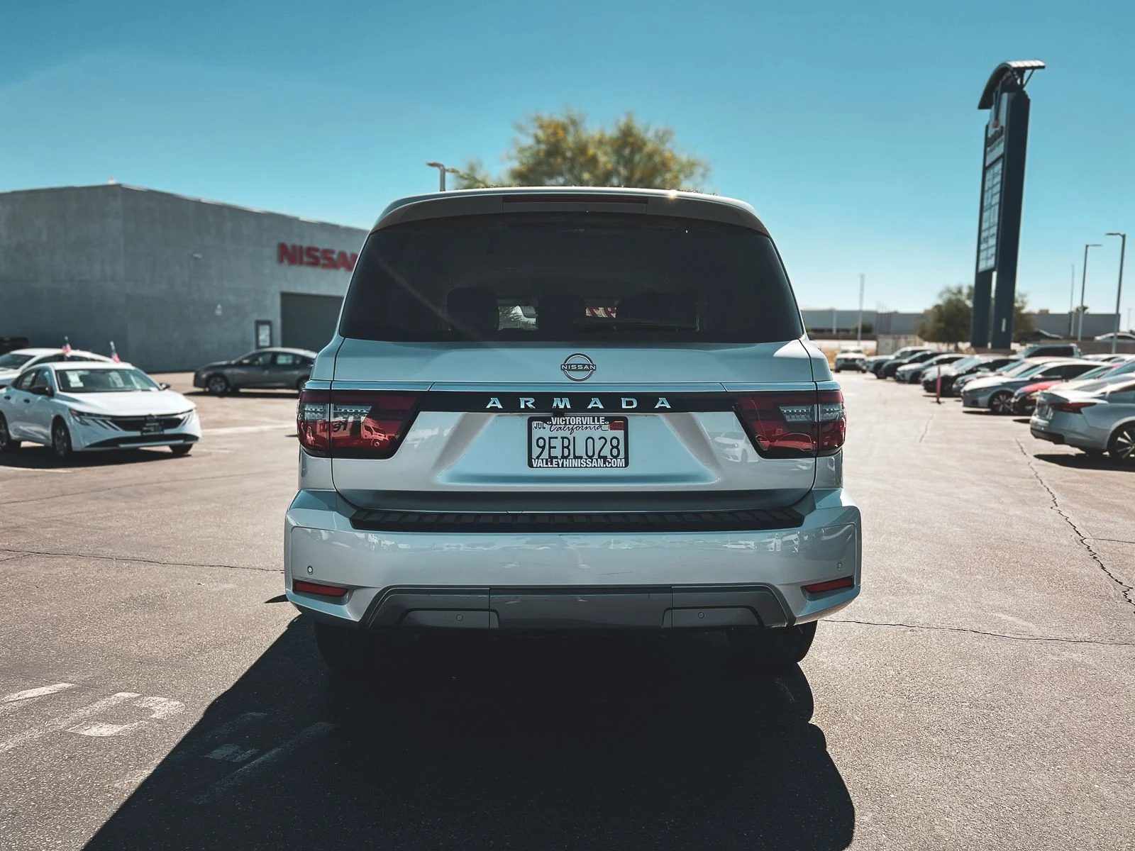 2021 Nissan Armada SV - Photo 6