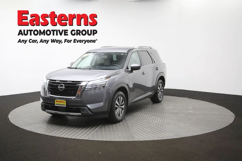 Used 2022 Gray Nissan SL image 55