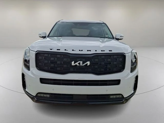 Used 2022 White Kia SX image 3