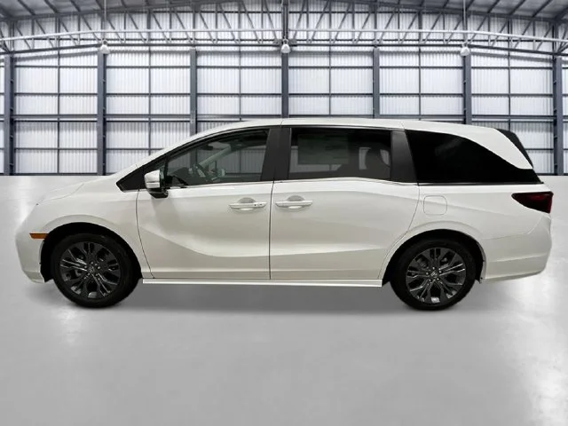 New 2026 Platinum White Pearl Honda Touring image 2