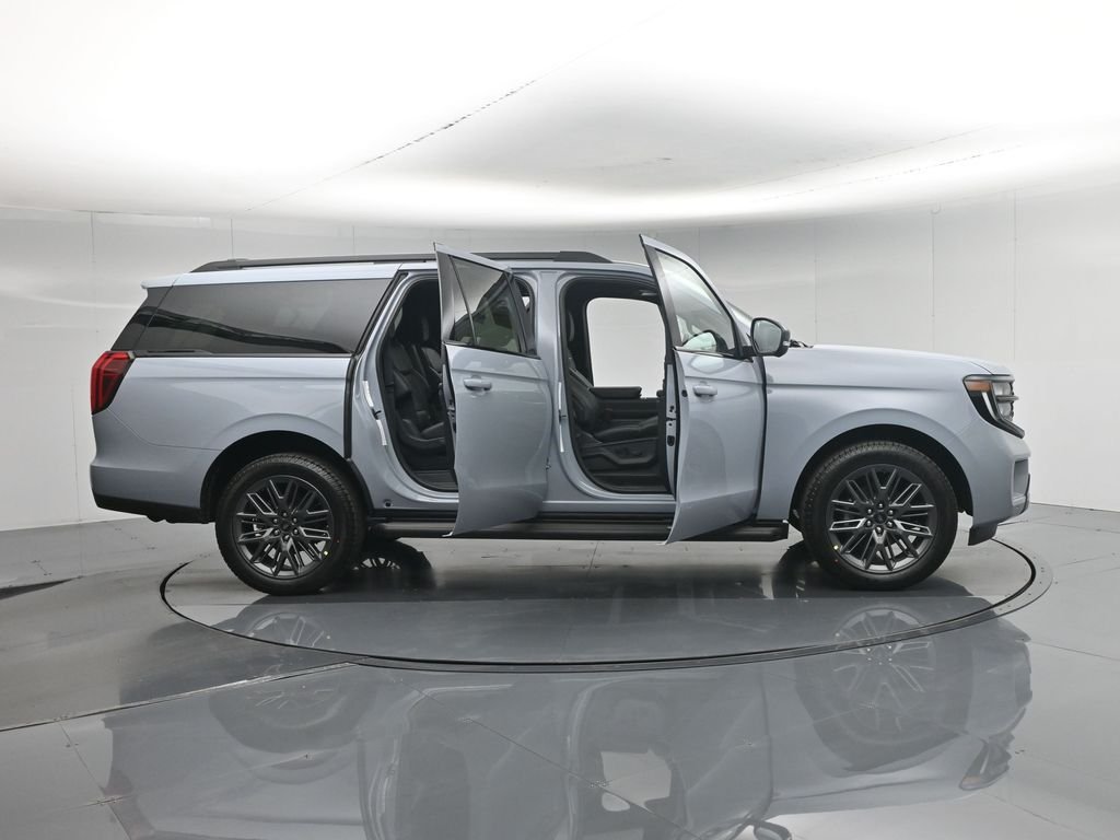 New 2026 Glacier Gray Metallic Tri-Coat Ford Platinum image 4