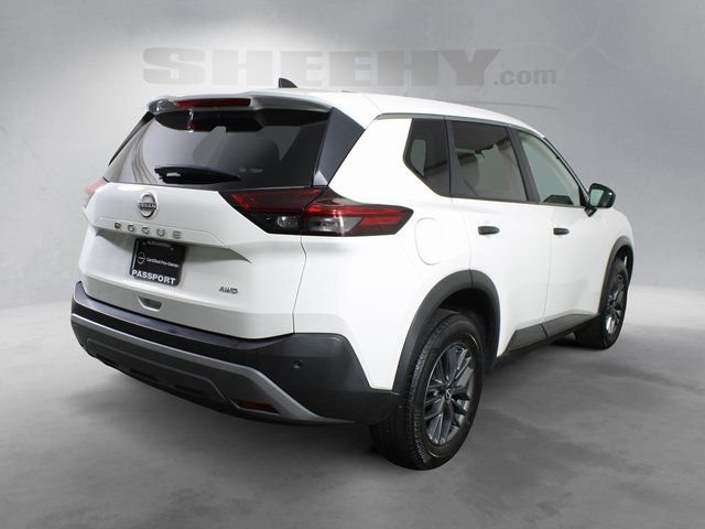 Used 2023 White Nissan S image 6