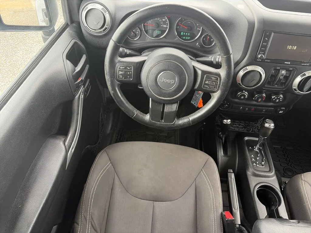 Used 2017 Silver Jeep Unlimited Sahara image 14