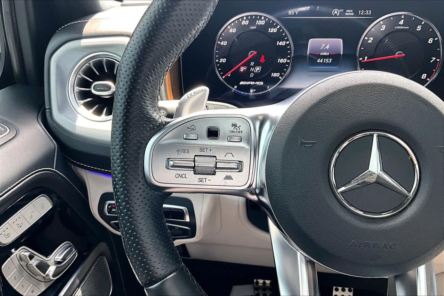 Used 2020 designo Diamond White Metallic Mercedes-Benz AMG® G 63 image 24