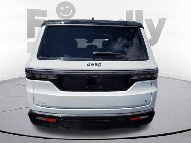 New 2026 Bright White Clear-Coat Exterior Paint Jeep 85th Anniversary Edition image 4