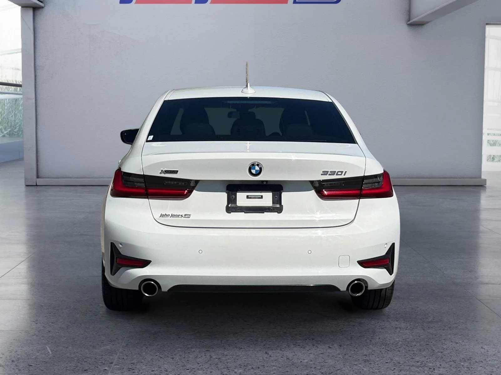 Used 2020 Alpine White BMW 330i xDrive image 4