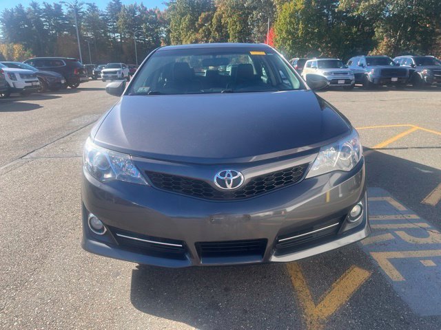 Used 2014 Gray Toyota SE image 8